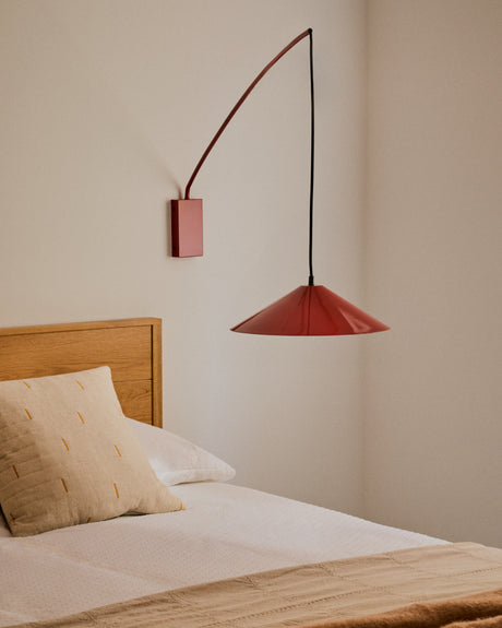 Wandleuchte Kally aus Metall mit rot lackiertem Finish - ZEN ZONE Furniture