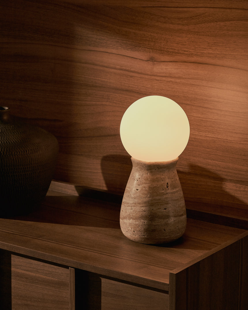 Tischleuchte Okeni aus Travertin und Glas. - ZEN ZONE Furniture