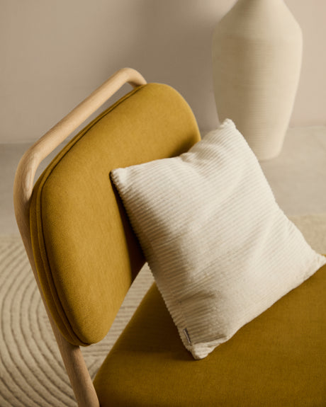 Sessel Helda aus senfgelbem Chenille und massivem Eichenholz FSC Mix Credit - ZEN ZONE Furniture