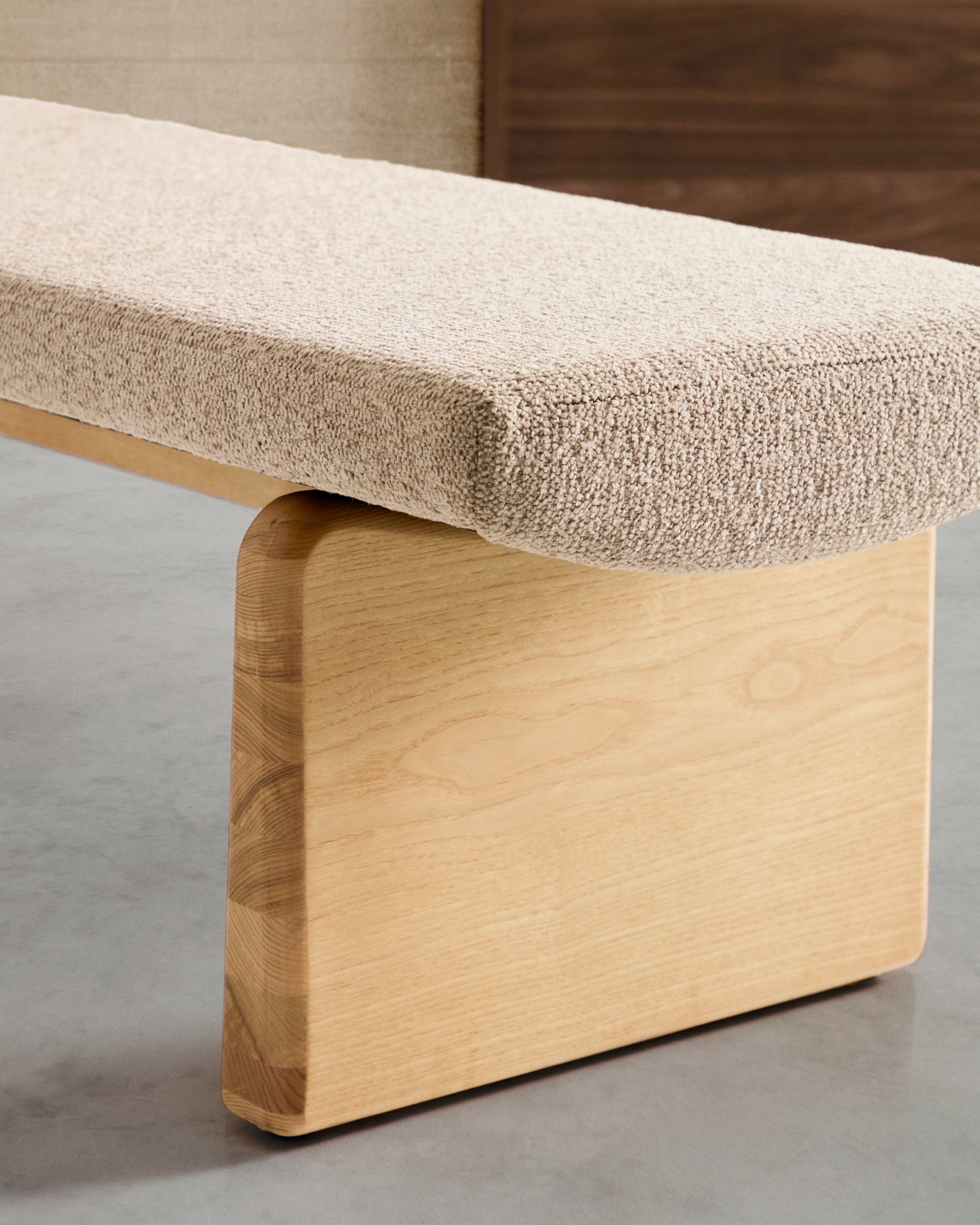 Upholstered bench Topaz beige chenille and solid ash wood with natural
