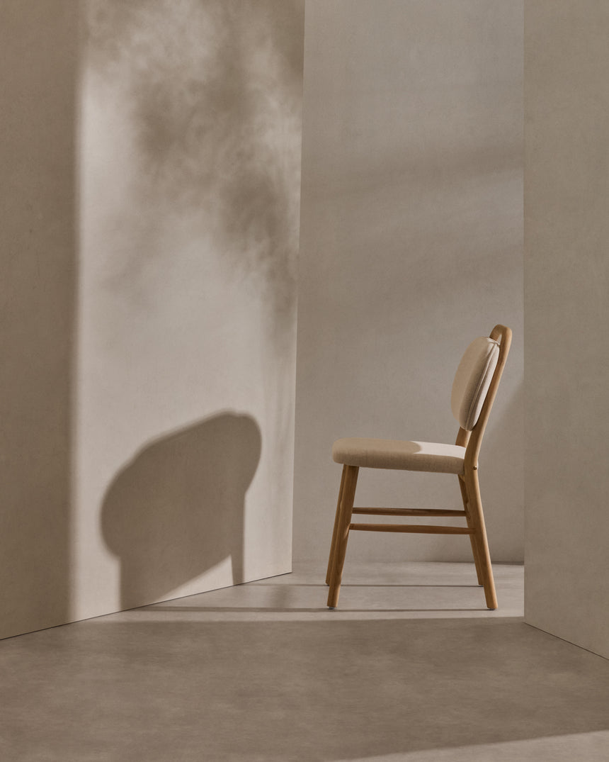 Helda Stuhl aus beiger Chenille und massivem Eichenholz FSC Mix Credit - ZEN ZONE Furniture