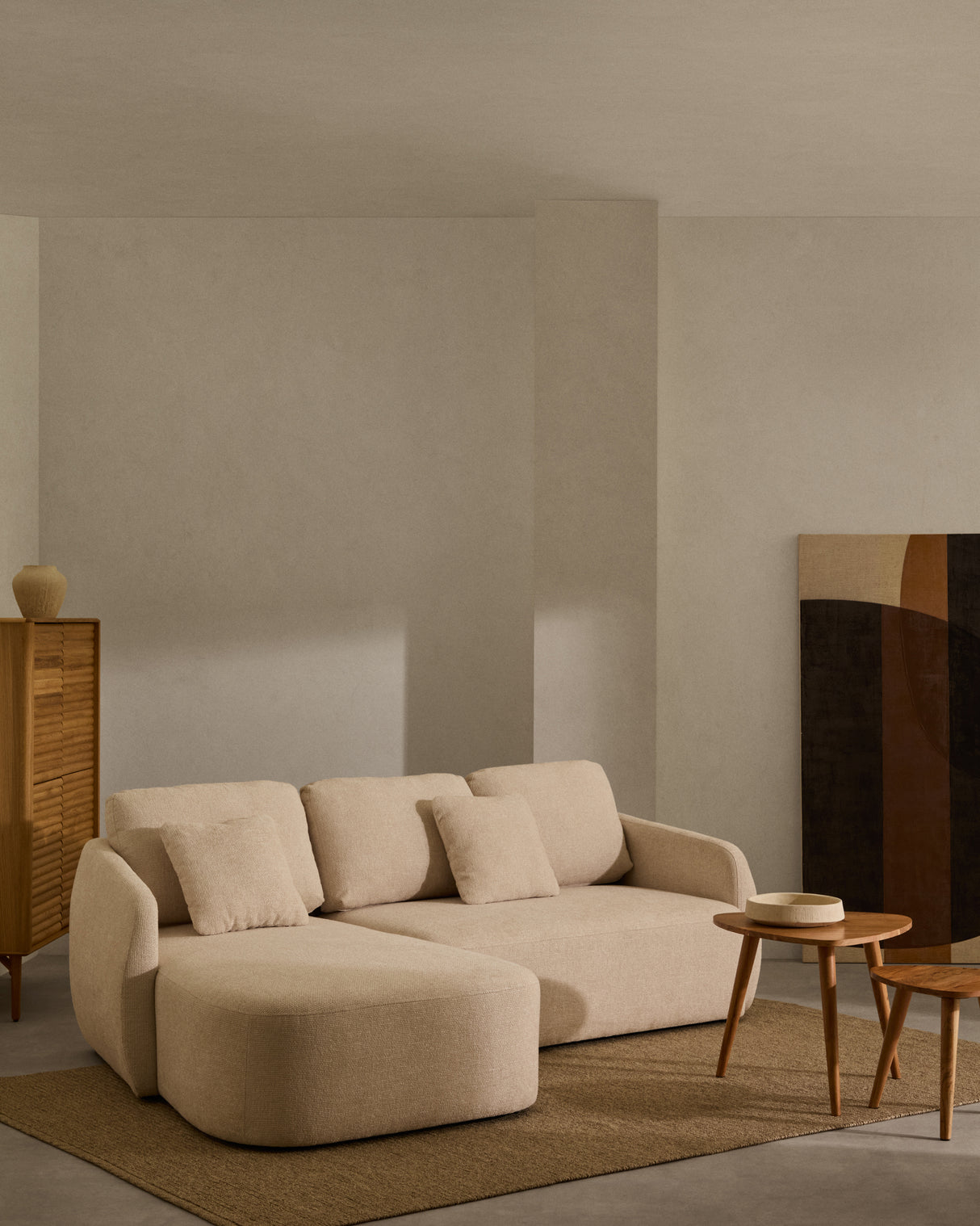 Schlafsofa Laira 3-Sitzer in Chenille mit Chaiselongue links ecru 246 cm FSC Mix Credit - ZEN ZONE Furniture