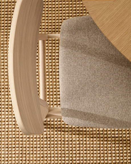 Selia Stuhl aus Eichenfurnier und massivem Kautschukholz gepolstert hellgrau - ZEN ZONE Furniture