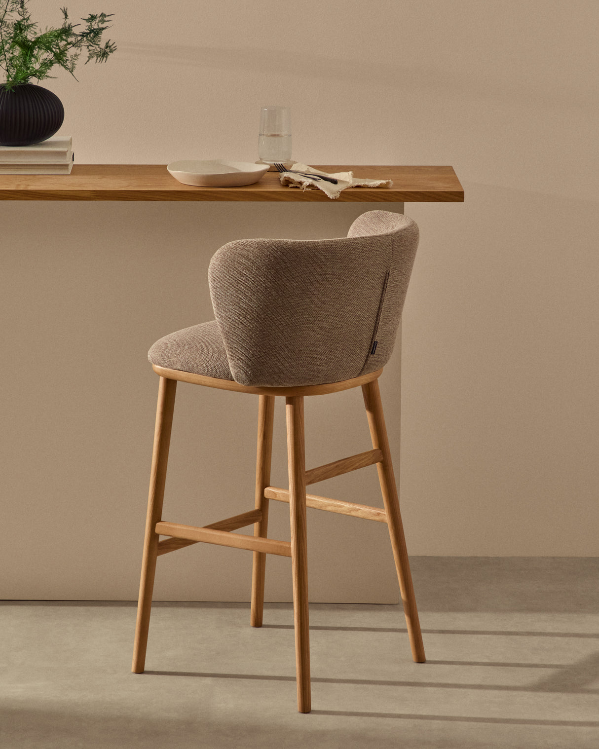 Hocker Ciselia braune Chenille und massive Esche mit natürlichem Finish FSC Mix Credit 65 cm - ZEN ZONE Furniture