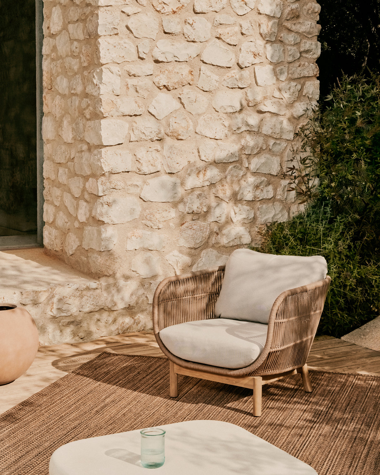 Catalina Sessel aus beigem Seil und massivem Akazienholz 100% FSC - ZEN ZONE Furniture