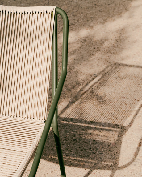 Outdoor-Stuhl Zivia aus écrufarbenem Seil und grün verzinktem Stahl - ZEN ZONE Furniture