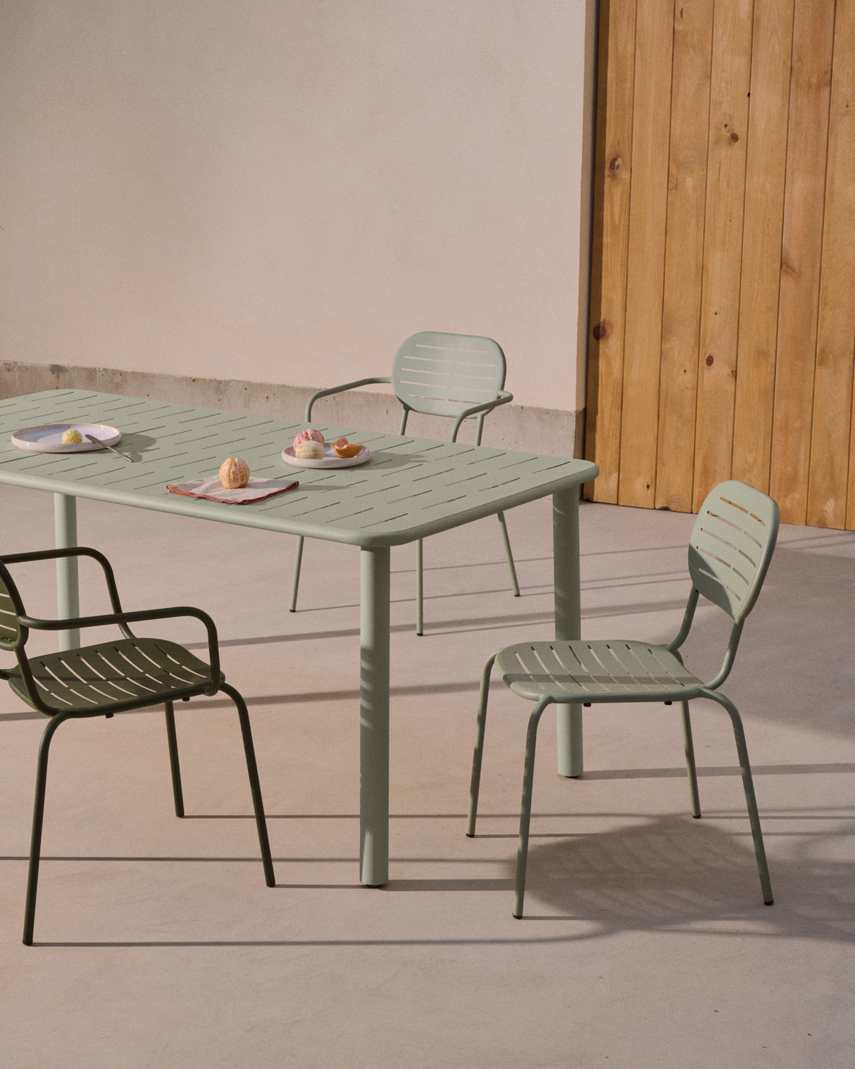 Outdoor-Tisch Brai aus türkis verzinktem Stahl 180 x 90 cm
