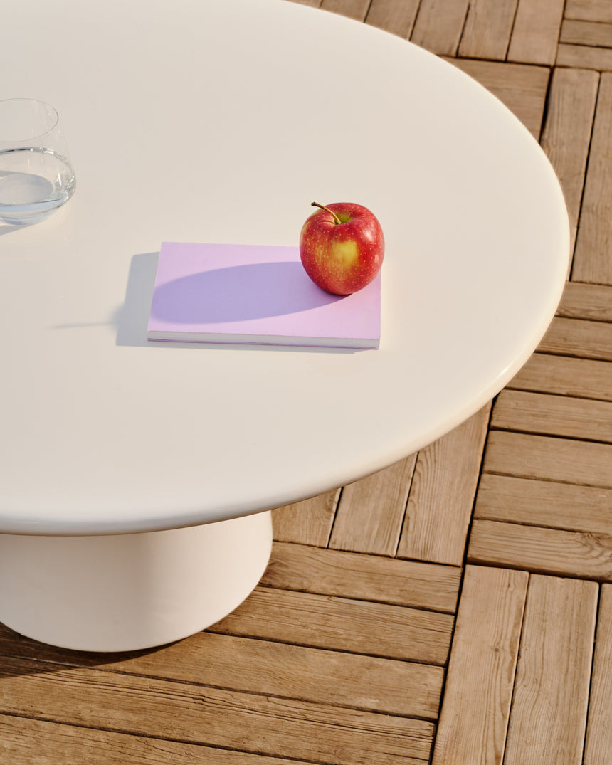 Couchtisch Albanella aus Zement mit glänzend weißem Finish Ø 85 cm - ZEN ZONE Furniture