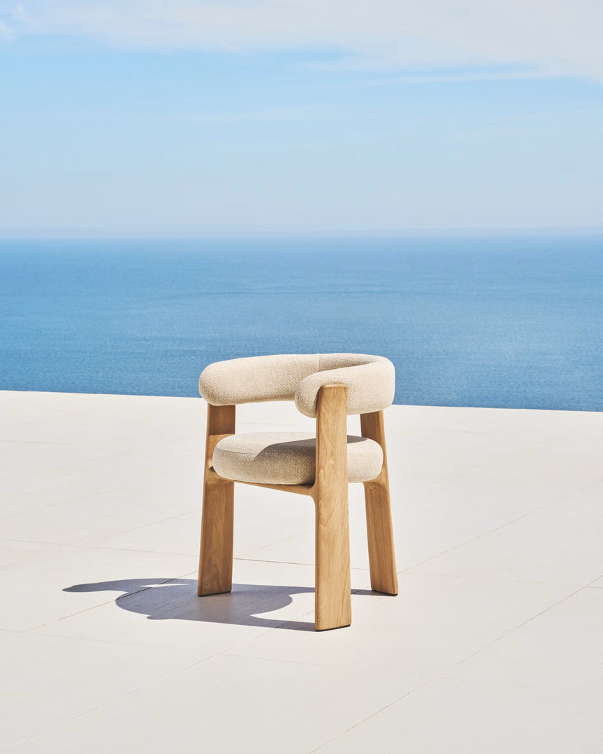 Outdoor-Stuhl Granit in Beige mit Beinen aus massivem Teakholz mit naturfarbenem Finish, 100 % FSC - ZEN ZONE Furniture
