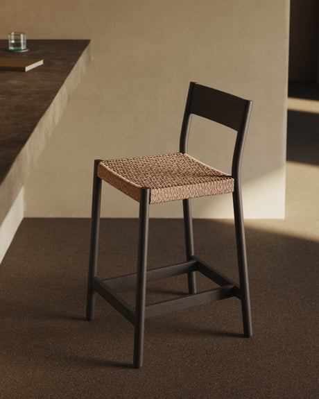 Yalia Barhocker Rückenlehne massives Eichenholz mit schwarzem Finish und Seilsitzfläche 65 cm FSC 100% - ZEN ZONE Furniture