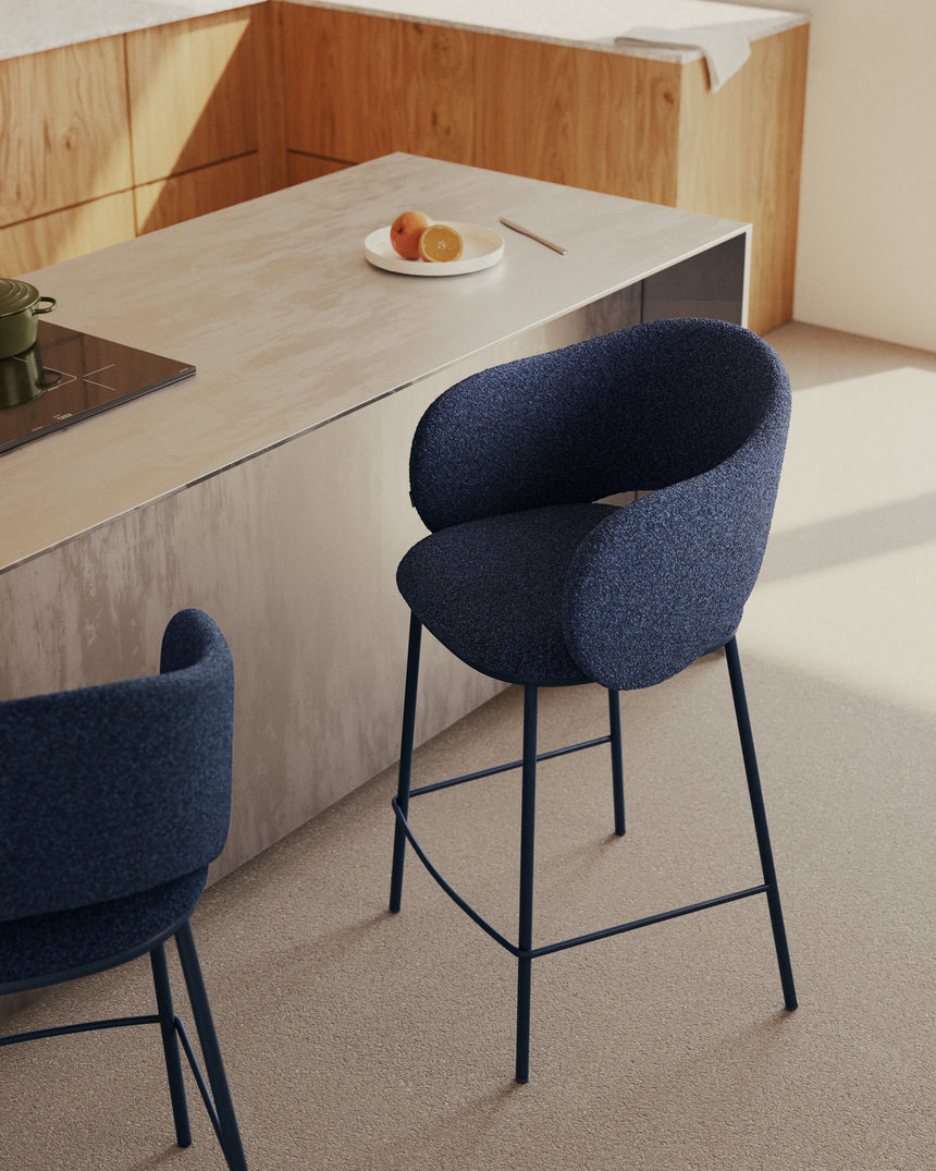 Maina Hocker aus blauem Chenille und Stahlbeinen mit blauem Finish FSC Mix Credit 65 cm - ZEN ZONE Furniture