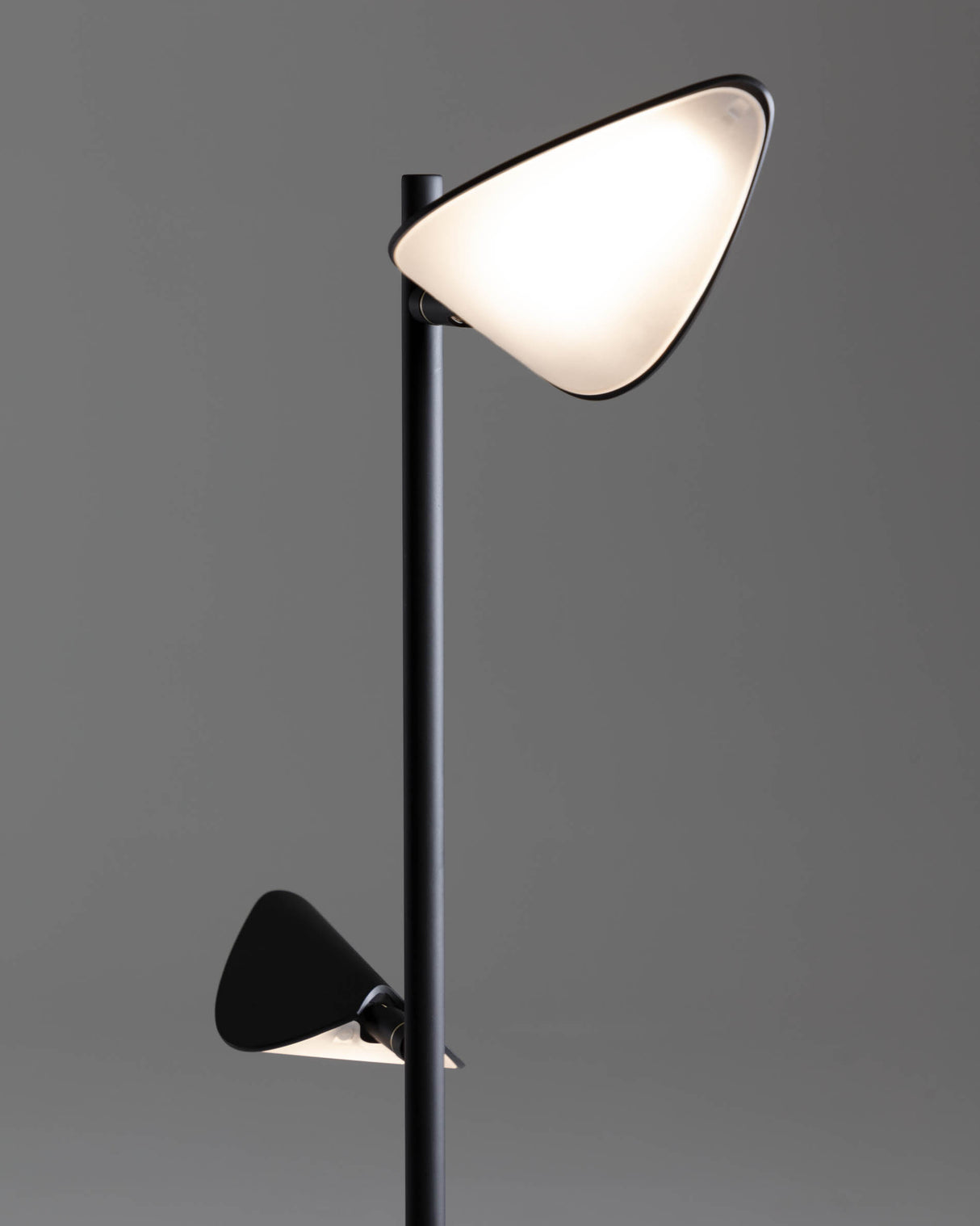Veleira Stehlampe - ZEN ZONE Furniture