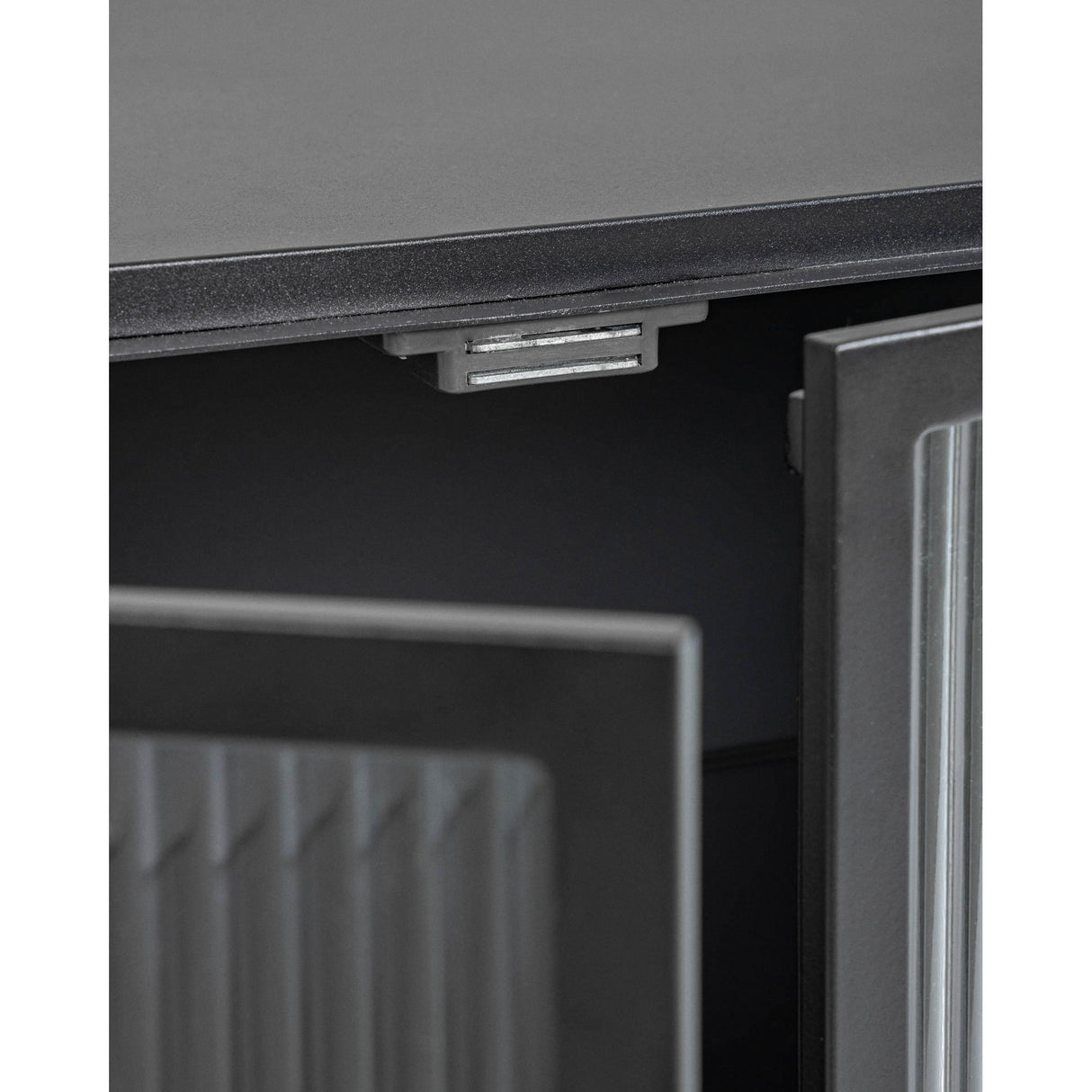 Trixie Sideboard 4 Türen aus Stahl in Schwarz 160 x 81 cm - ZEN ZONE