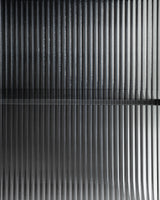 Trixie Vitrine aus Stahl mit schwarzem Finish 70 x 143 cm