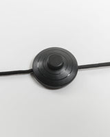 Ikia Stehlampe aus Metall schwarz - ZEN ZONE Furniture