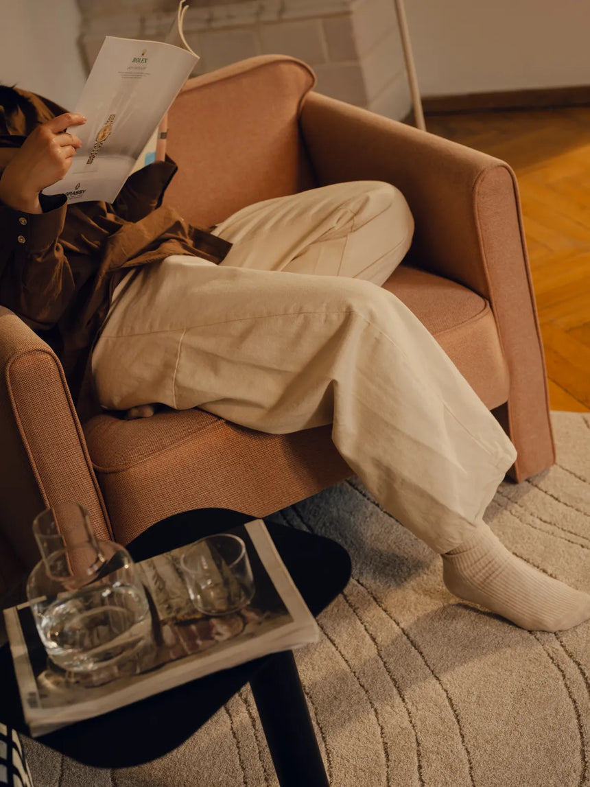 Abby Sessel aus Samt, Strukturstoff oder Boucle, 90x80 cm