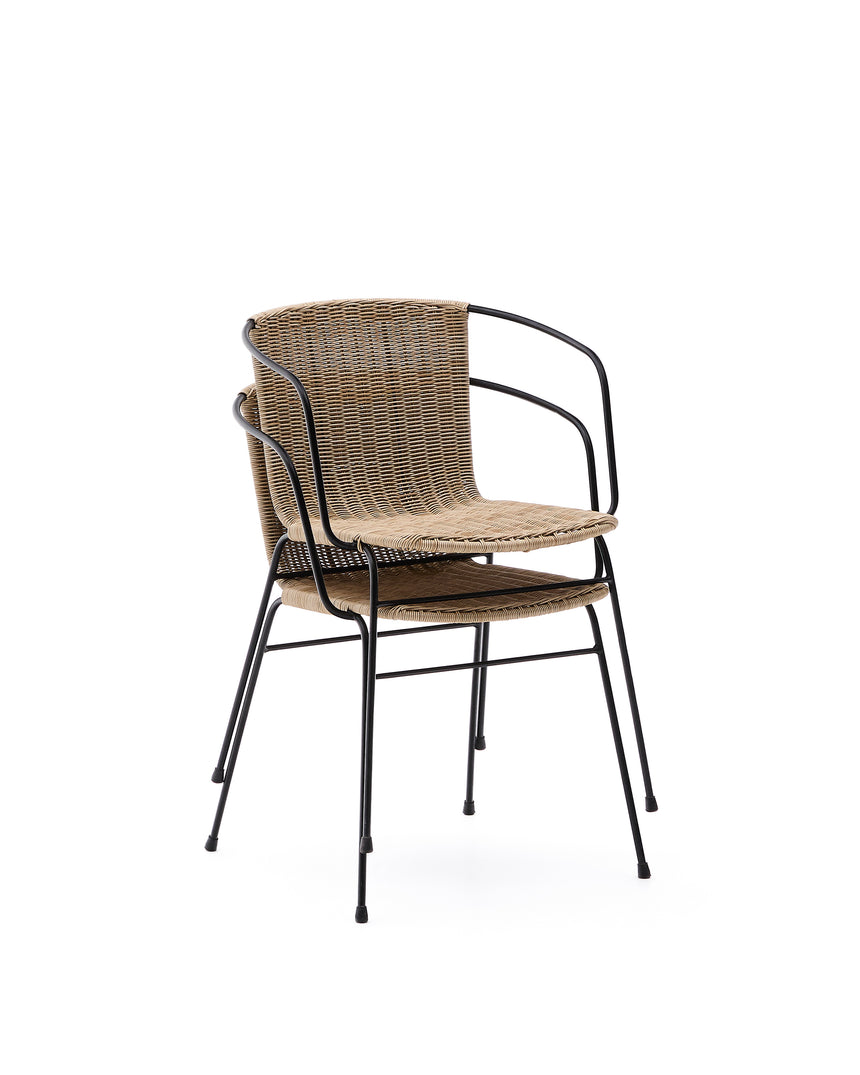 Stapelbarer Stuhl Eltiera aus synthetischem Rattan mit Struktur und Armlehnen aus schwarzem Stahl - ZEN ZONE Furniture