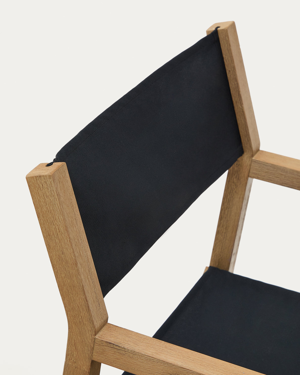 Outdoor-Klappstuhl Vilara in Schwarz aus massivem Akazienholz FSC 100% - ZEN ZONE Furniture