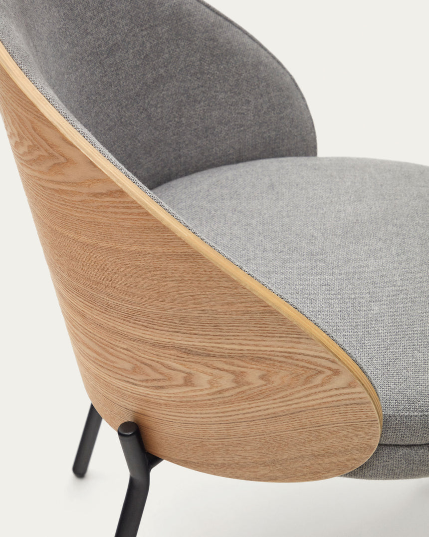 Eamy Stuhl hellgrau Eschenfurnier mit natürlichem Finish und Metall in Schwarz - ZEN ZONE Furniture