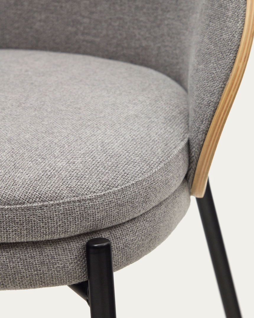 Eamy Stuhl hellgrau Eschenfurnier mit natürlichem Finish und Metall in Schwarz - ZEN ZONE Furniture