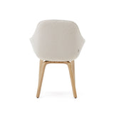 Aleli Stuhl mit Bouclé in Weiß Beine aus massivem Eschenholz mit natürlichem Finish - ZEN ZONE Furniture