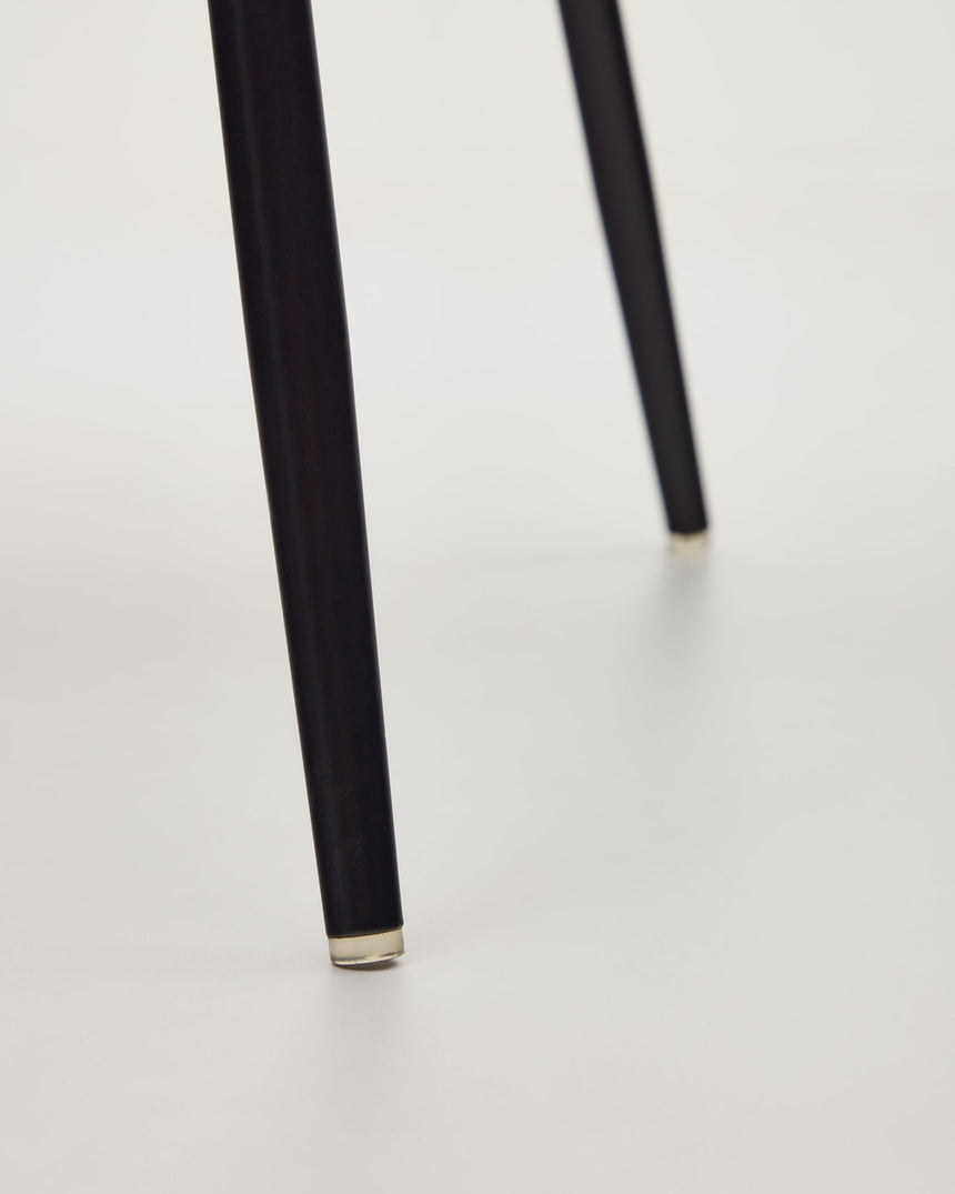 Yunia Stuhl Braun-Finish - ZEN ZONE Furniture
