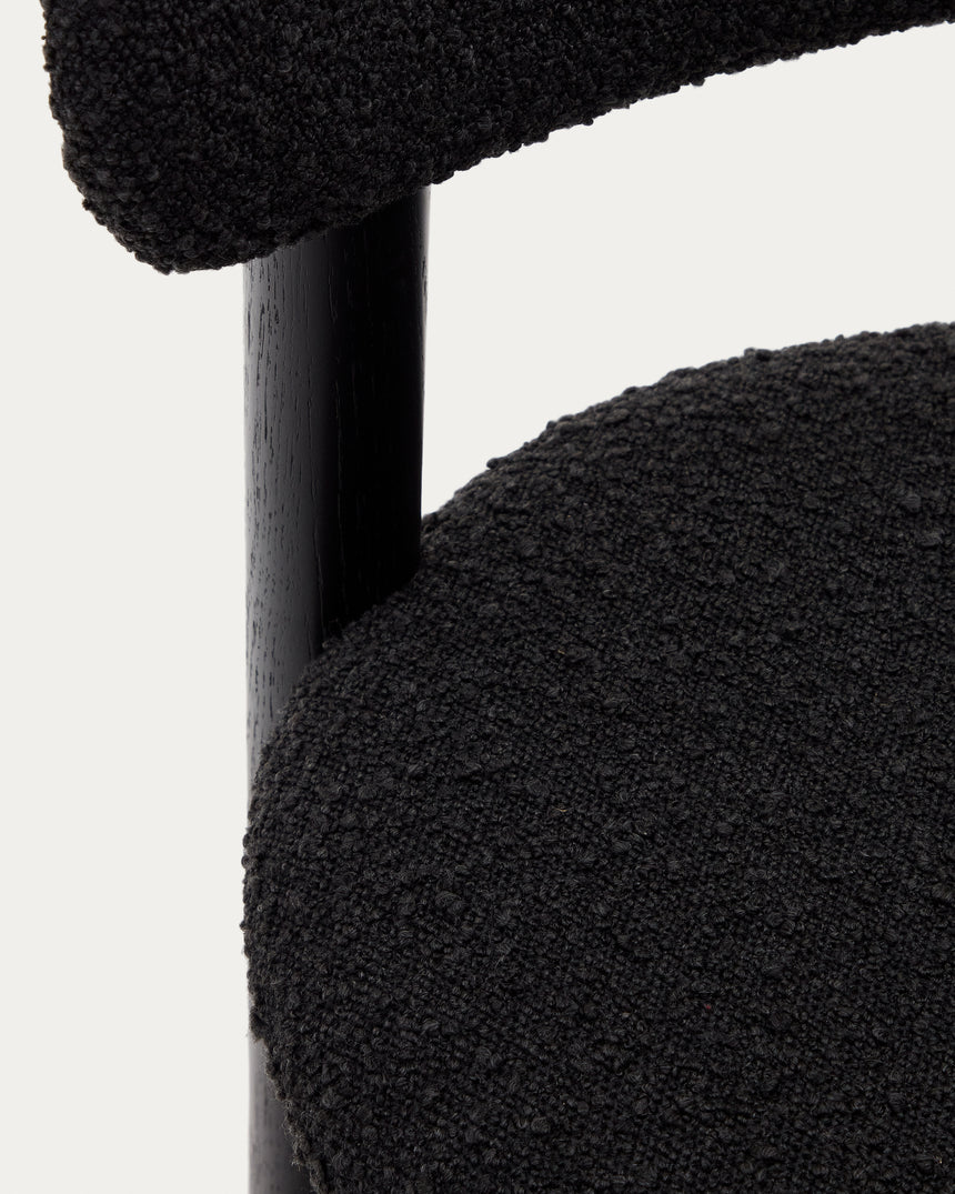 Nebai Stuhl aus schwarzem Bouclé und massivem Eichenholz mit schwarzem Finish - ZEN ZONE Furniture