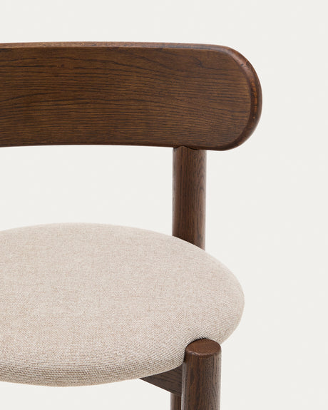 Nebai Stuhl aus brauner Chenille und Gestell aus massivem Eichenholz mit Nussholz Finish F - ZEN ZONE Furniture