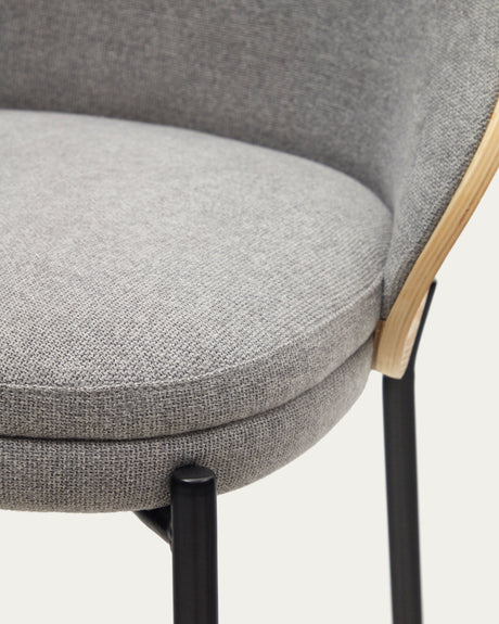 Eamy Hocker hellgraue Chenille  Eschenfurnier mit natürlichem Finish und Metall in Schwarz Höhe 65 cm - ZEN ZONE Furniture