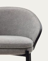 Eamy Hocker hellgraue Chenille  Eschenfurnier mit schwarzem Finish und Metall in Schwarz Höhe 65 cm - ZEN ZONE Furniture