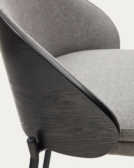 Eamy Hocker hellgraue Chenille  Eschenfurnier mit schwarzem Finish und Metall in Schwarz Höhe 65 cm - ZEN ZONE Furniture