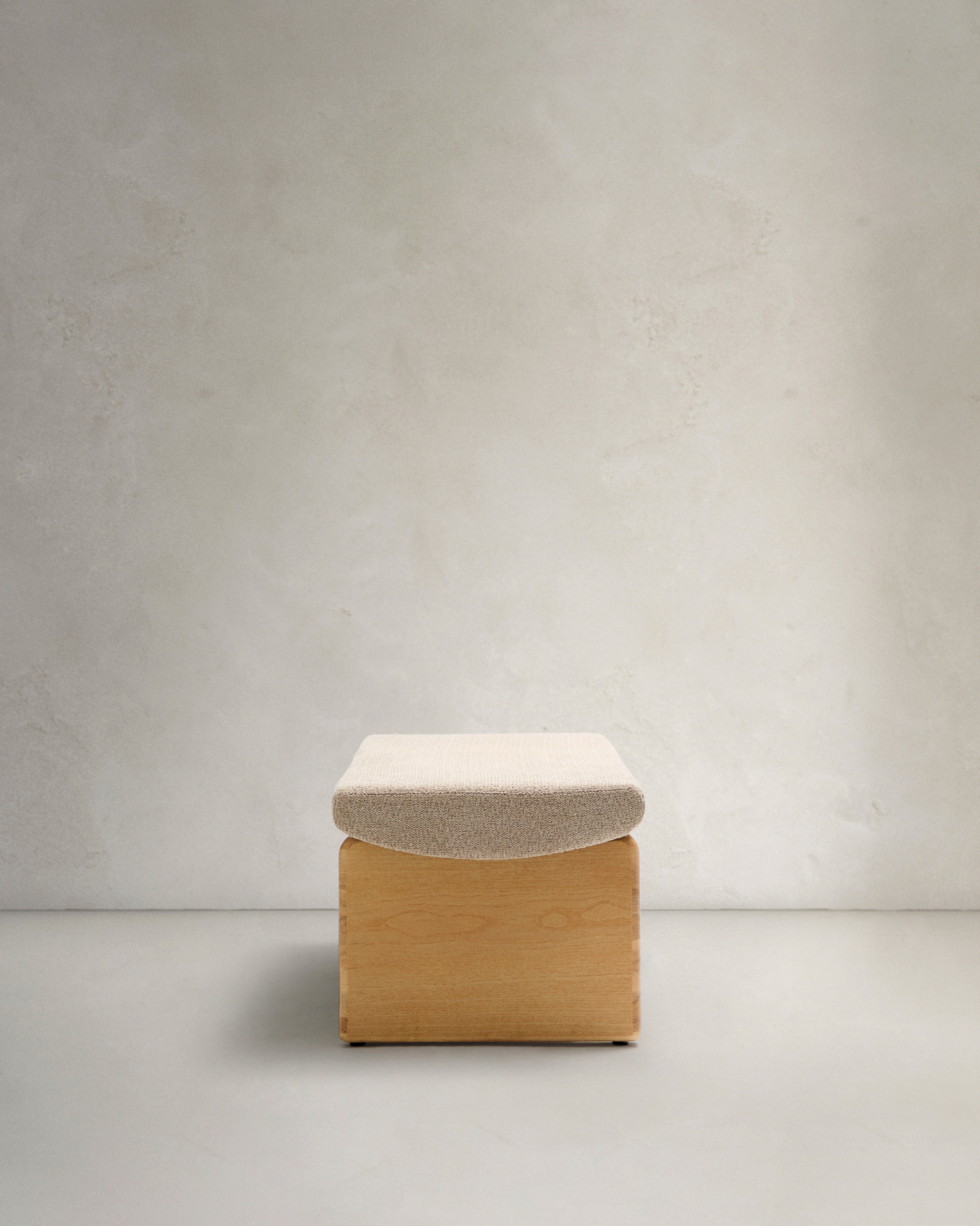 Upholstered bench Topaz beige chenille and solid ash wood with natural
