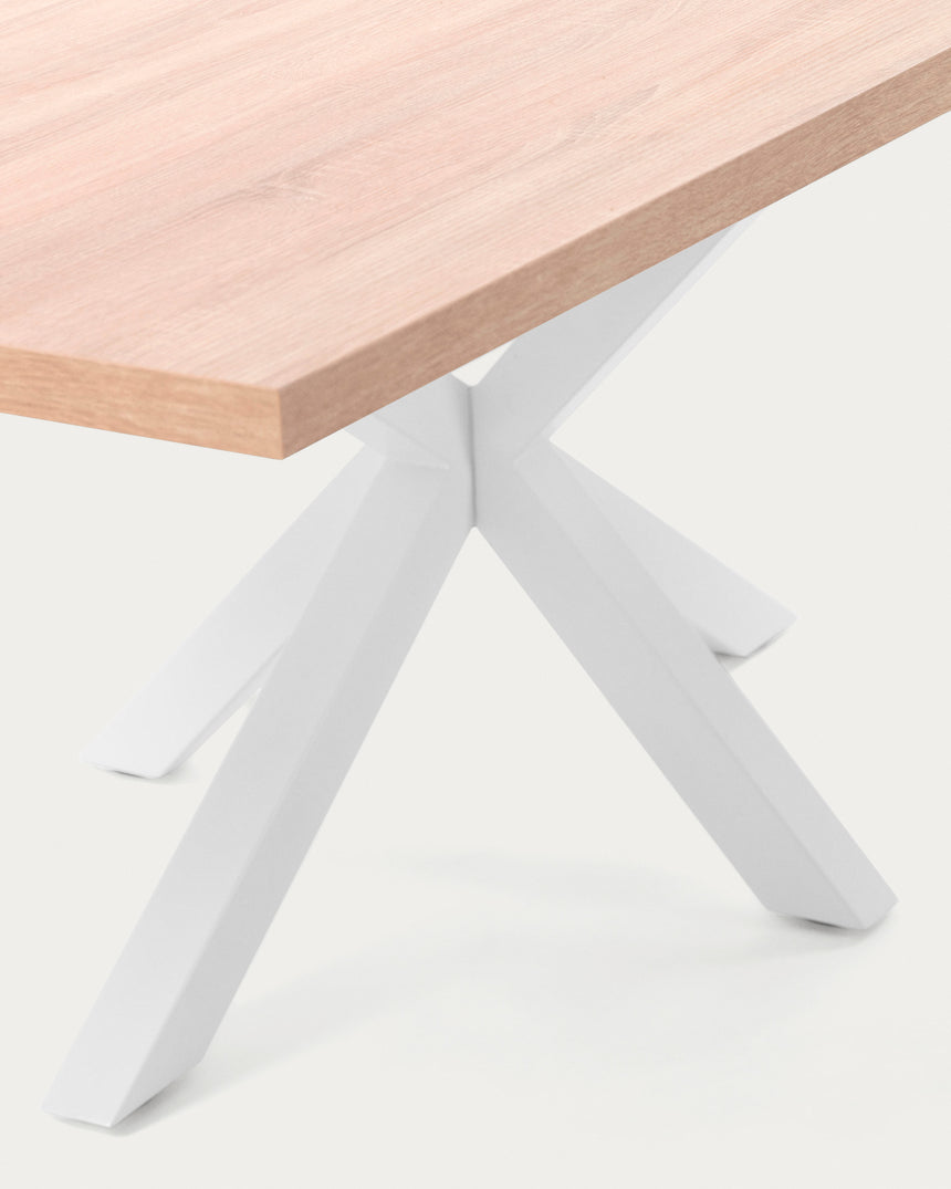 Argo Tisch 160 x 100 cm mit Melamin natur und weißen Stahlbeinen - ZEN ZONE Furniture