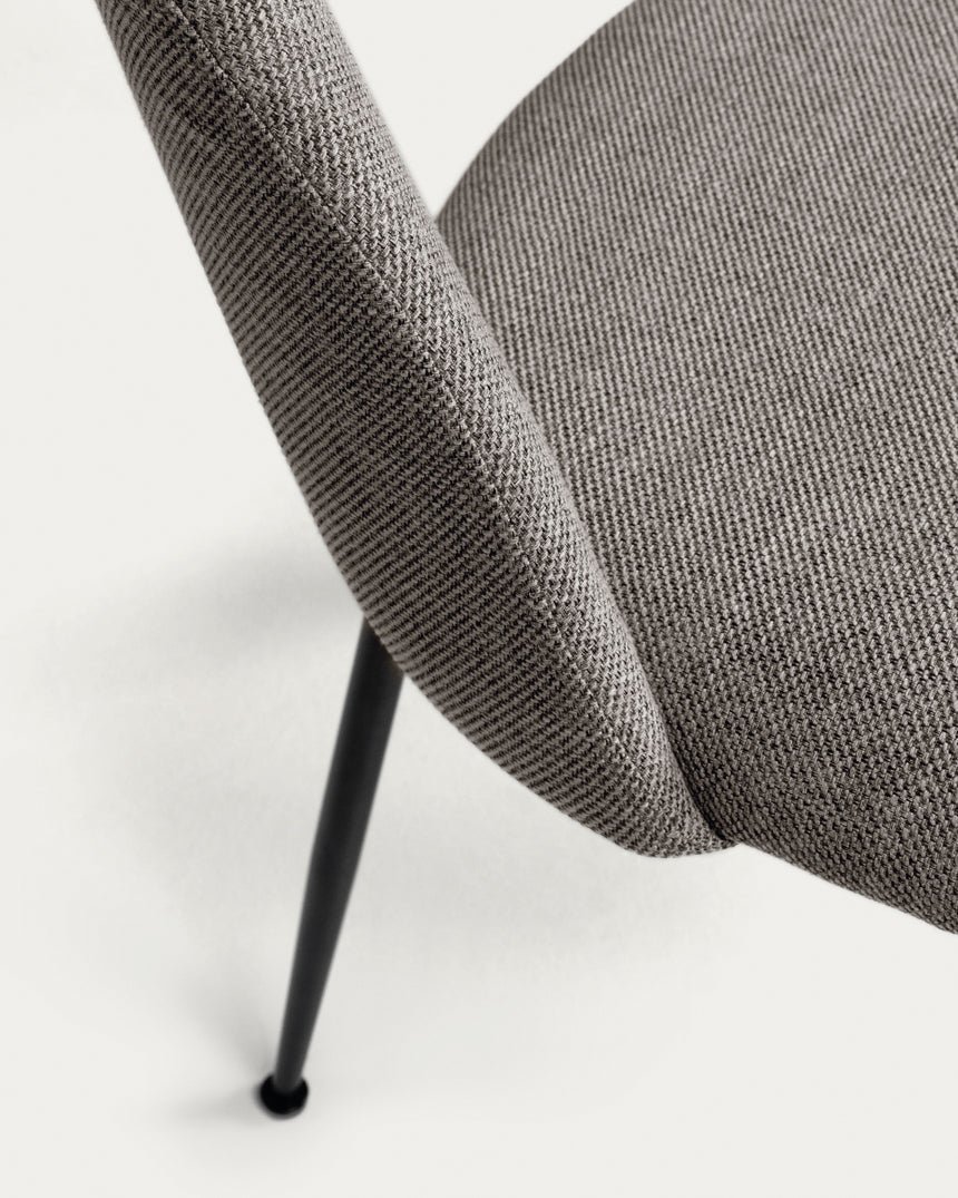 Mahalia Stuhl hellgrau und Stahlbeine mit schwarzem Finish - ZEN ZONE Furniture