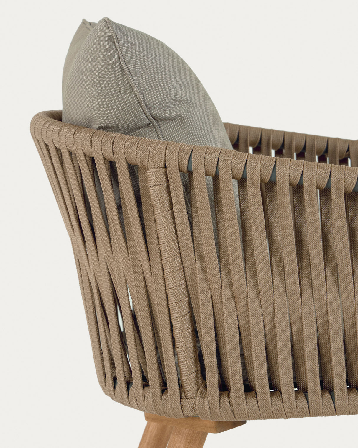 Hemilce Stuhl aus beigem Seil und Beinen aus massivem Akazienholz FSC 100% - ZEN ZONE Furniture