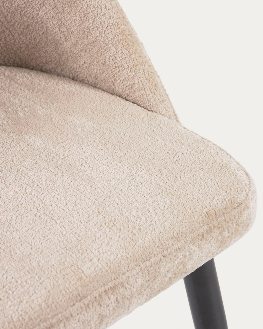 Stuhl Mael aus beigem Chenille und Stahlbeinen mit schwarzem Finish - ZEN ZONE Furniture