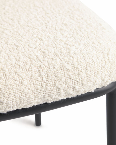 Ciselia Stuhl aus weißem Bouclé und Stahlbeinen mit schwarzem Finish, FSC Mix Credit - ZEN ZONE Furniture