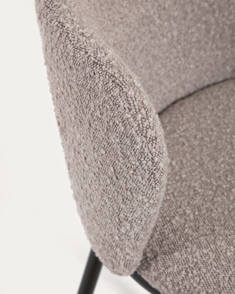 Ciselia Hocker mit hellgrauem Bouclé und schwarzen Stahlbeinen Höhe 75 cm hoch FSC Mix Credit - ZEN ZONE Furniture