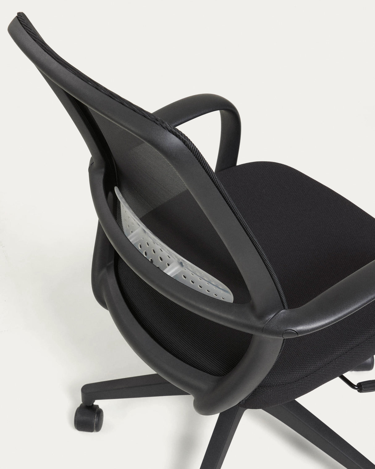 Melva Schreibtischstuhl in Schwarz mit Beinen aus Stahl in Schwarz - ZEN ZONE Furniture