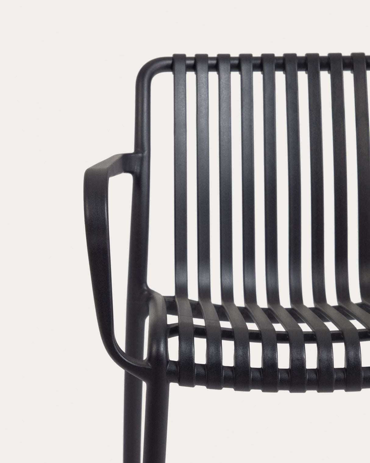 Stapelbarer Outdoor Stuhl Isabellini schwarz - ZEN ZONE Furniture