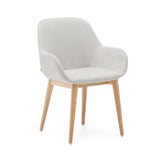 Konna Stuhl in Beige und Beine aus massivem Eschenholz mit natürlichem Finish - ZEN ZONE