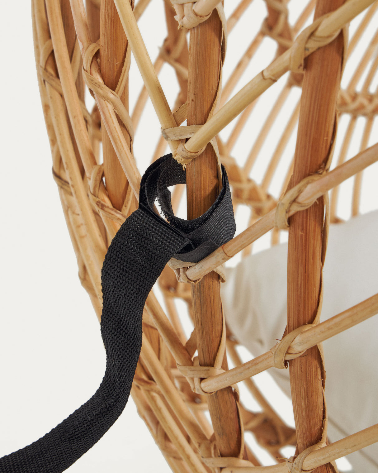 Ekaterina Hängesessel mit Untergestell - ZEN ZONE Furniture