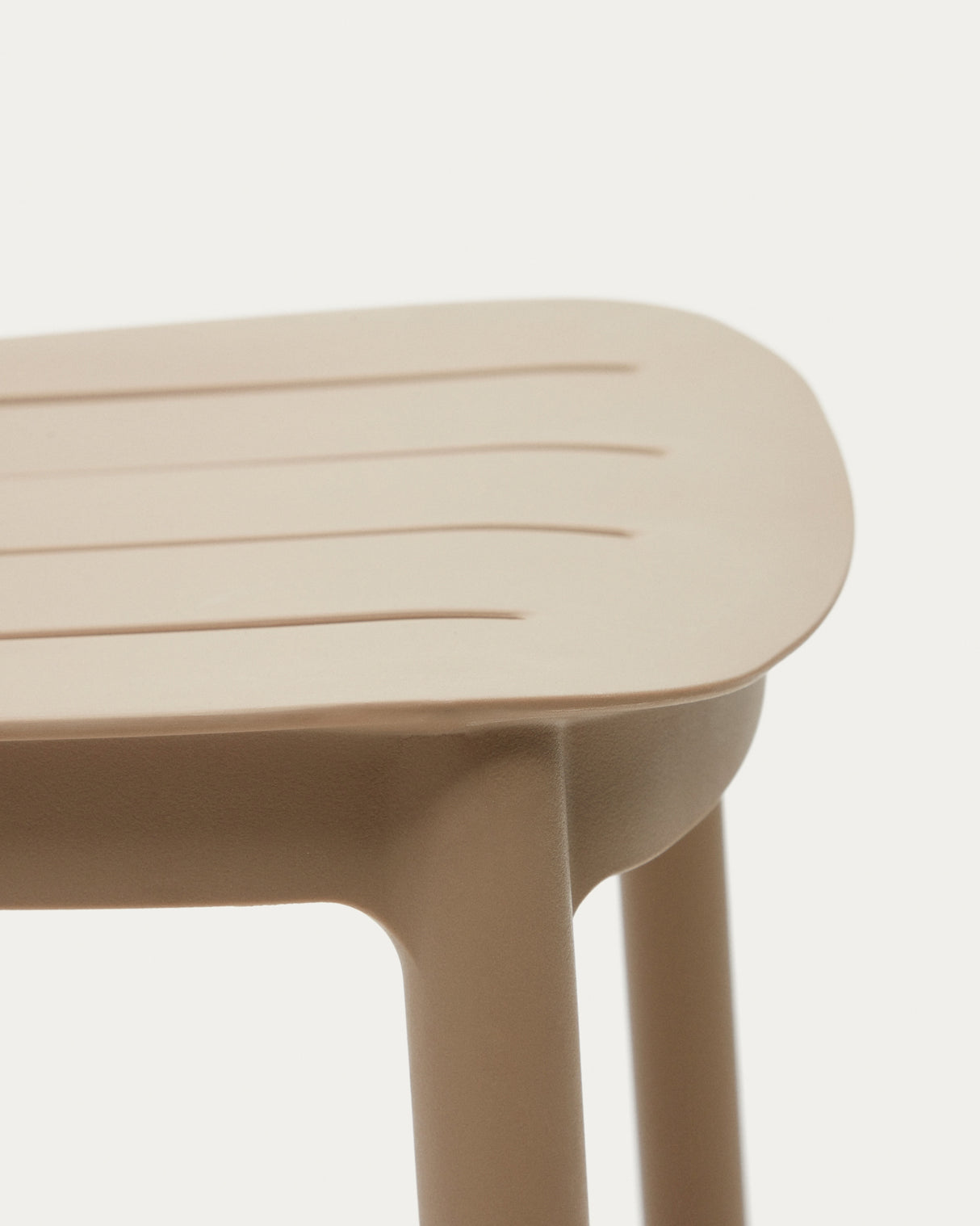 Morella Outdoor-Hocker aus Kunststoff in Beige Höhe 65 cm - ZEN ZONE Furniture