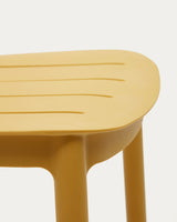Morella stapelbarer Outdoor-Hocker aus Kunststoff in Senfgelb - ZEN ZONE Furniture