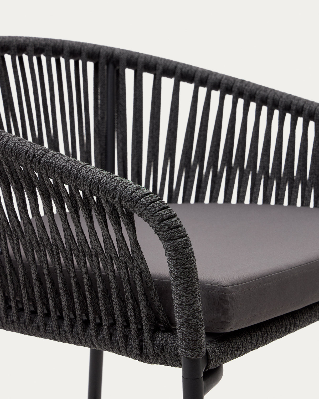 Yanet stapelbarer Hocker aus schwarzem Seil Höhe 80 cm - ZEN ZONE Furniture