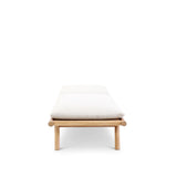 Sonnenliege Kuro aus Teakholz mit cremefarbenen Kissen aus Outdoor-Stoff, 212x75x30 cm - ZEN ZONE Furniture