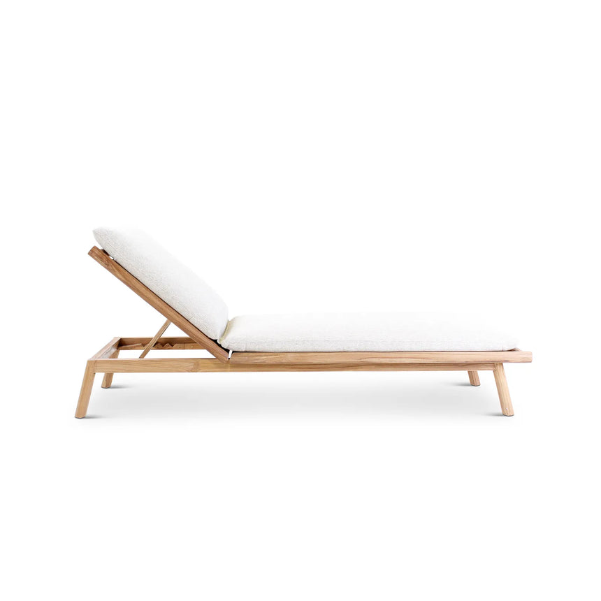 Sonnenliege Kuro aus Teakholz mit cremefarbenen Kissen aus Outdoor-Stoff, 212x75x30 cm - ZEN ZONE Furniture