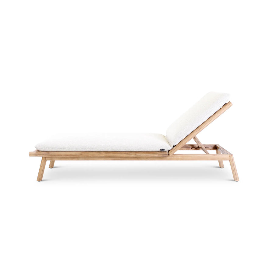 Sonnenliege Kuro aus Teakholz mit cremefarbenen Kissen aus Outdoor-Stoff, 212x75x30 cm - ZEN ZONE Furniture