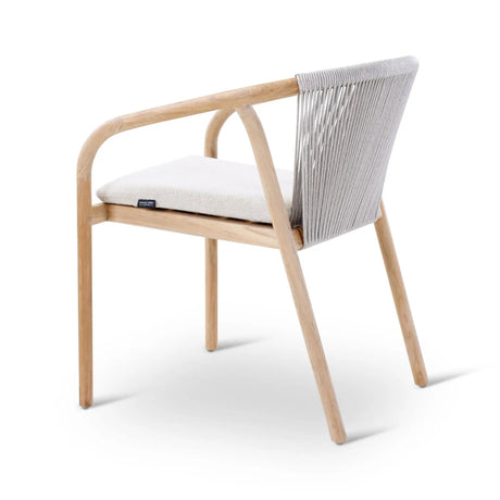 Gartenstuhl Boras aus Teakholz mit tonfarbenen Kissen - ZEN ZONE Furniture