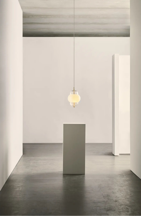 Hängelampe Shahin aus mundgeblasenem Glas und Messing - ZEN ZONE Furniture